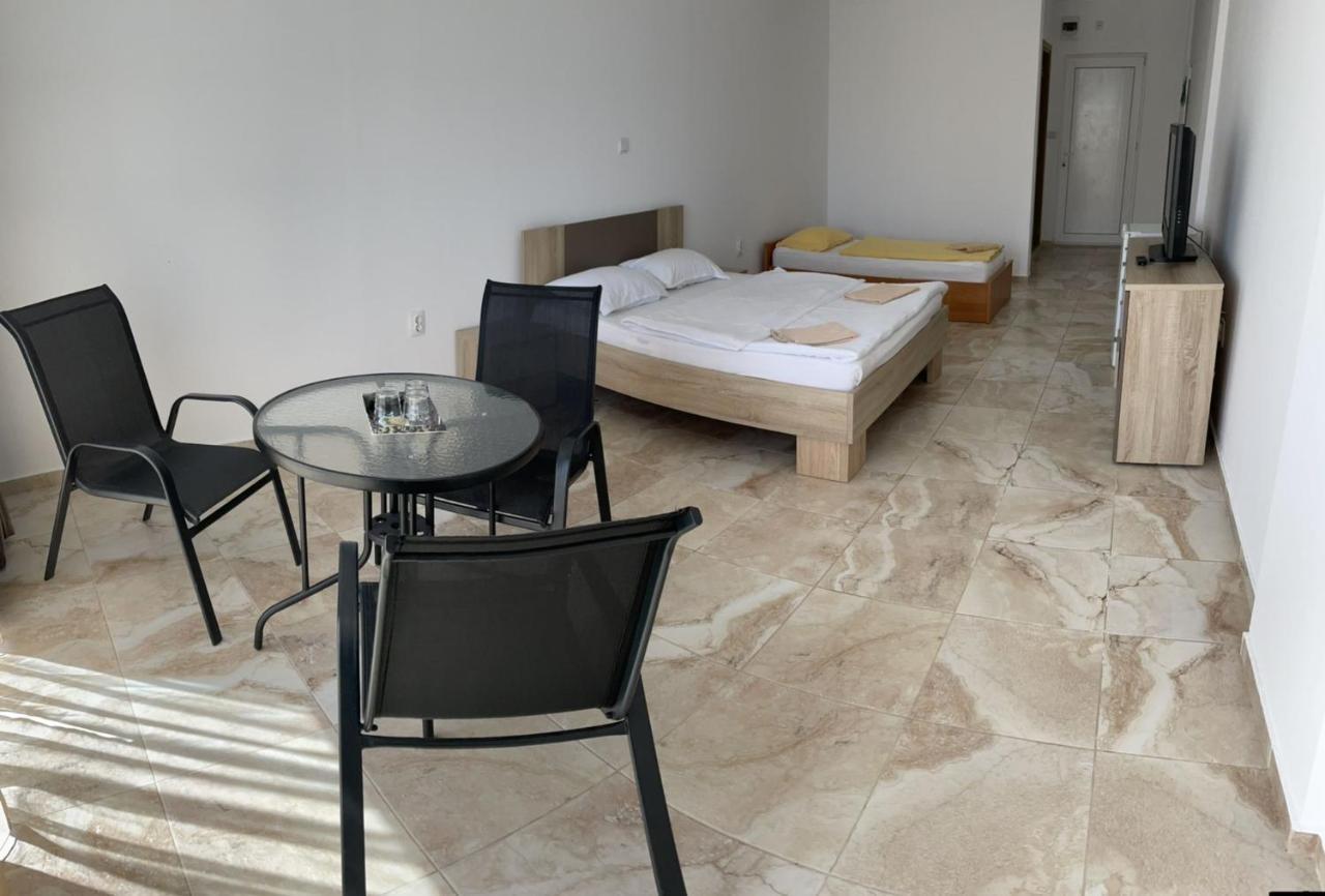 Casa Bellevue Apartment Costinesti Exterior photo